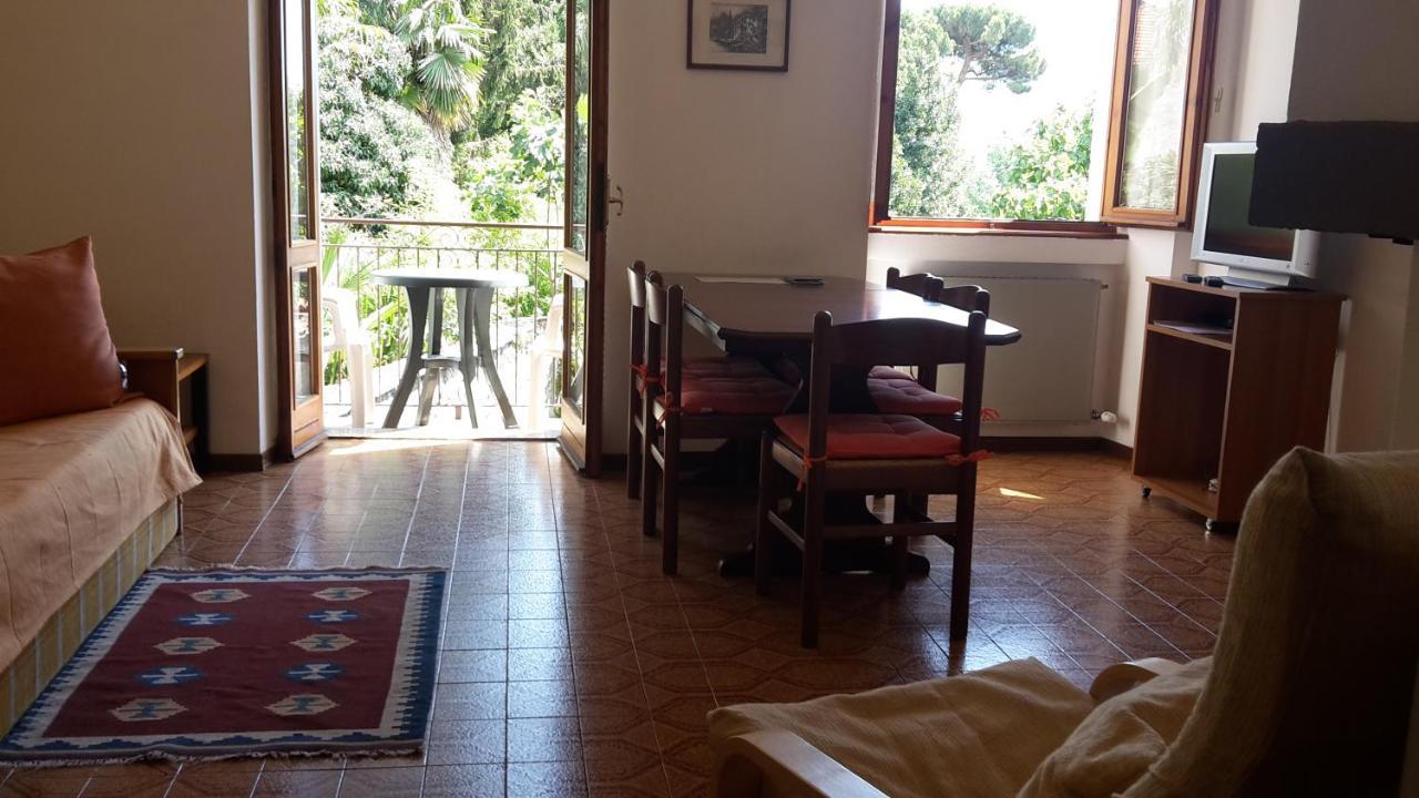 Appartamenti Raineri Domaso Esterno foto