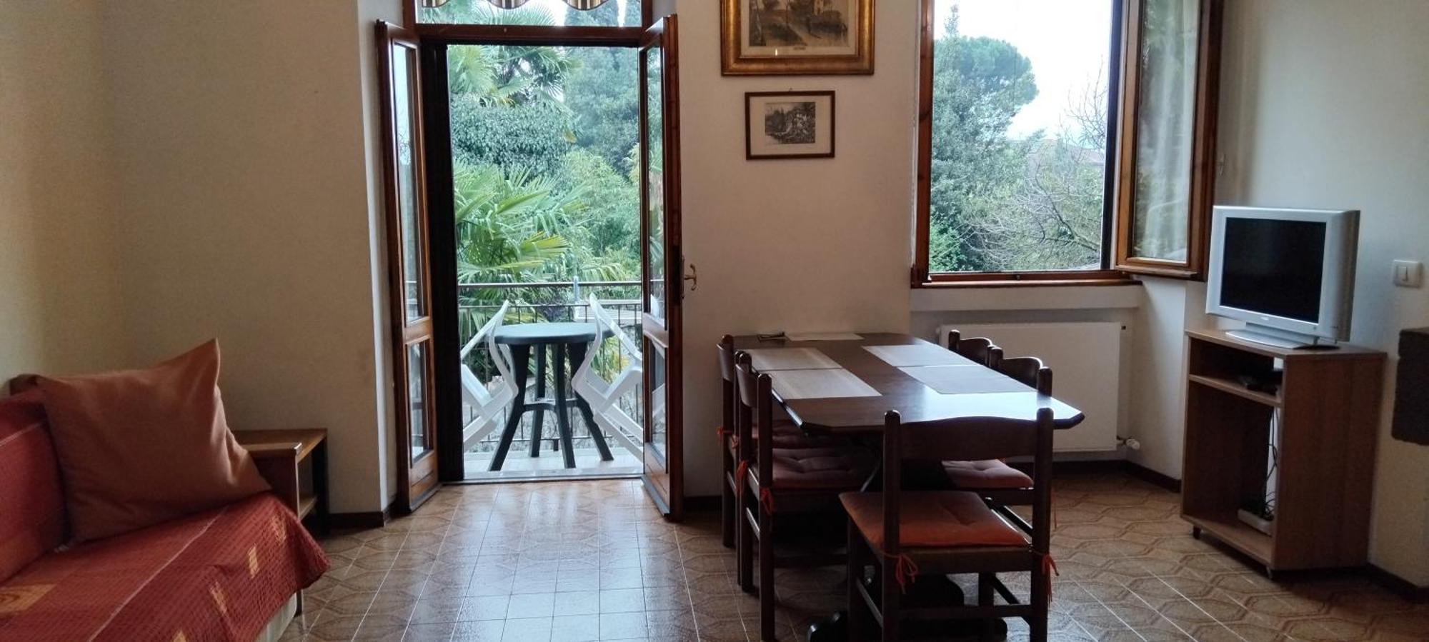 Appartamenti Raineri Domaso Esterno foto