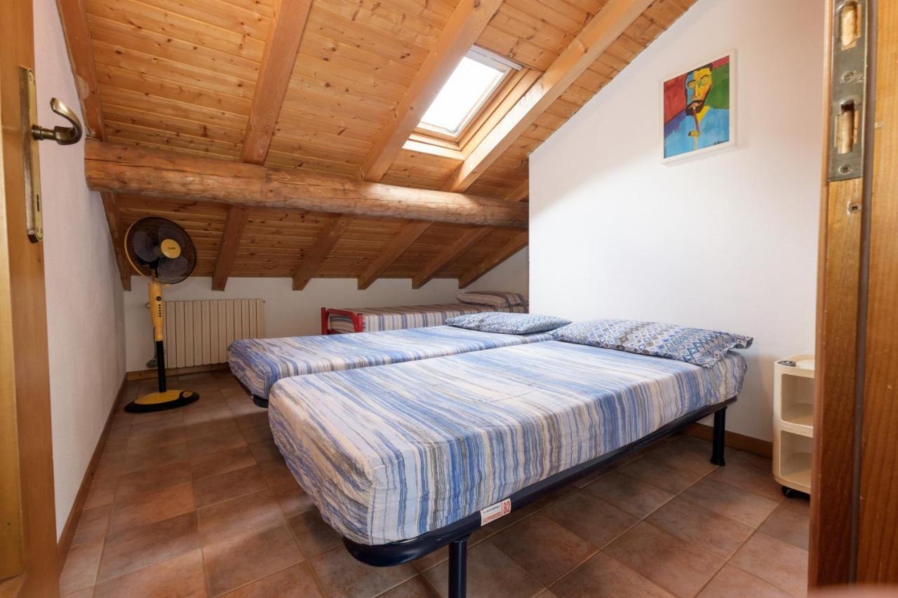 Appartamenti Raineri Domaso Esterno foto