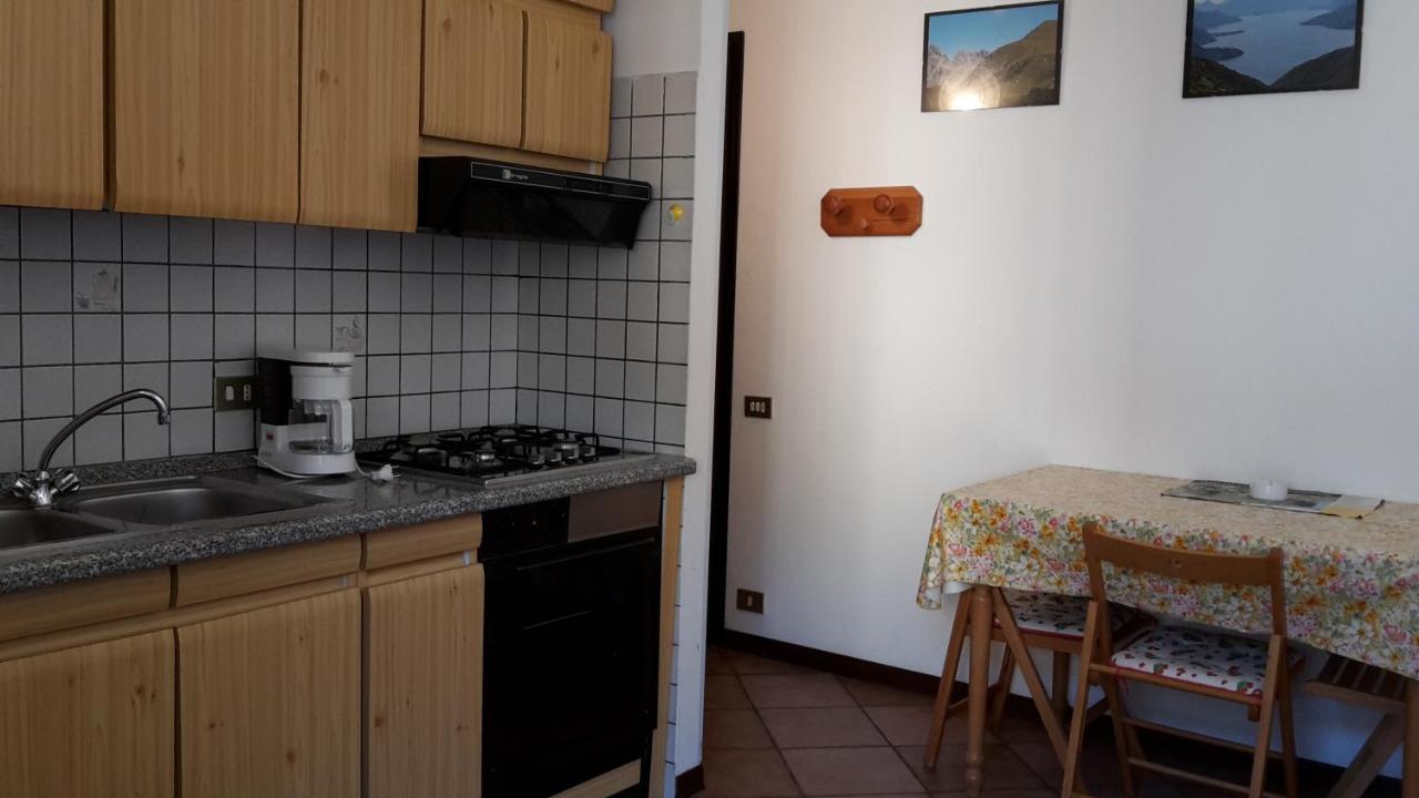 Appartamenti Raineri Domaso Esterno foto